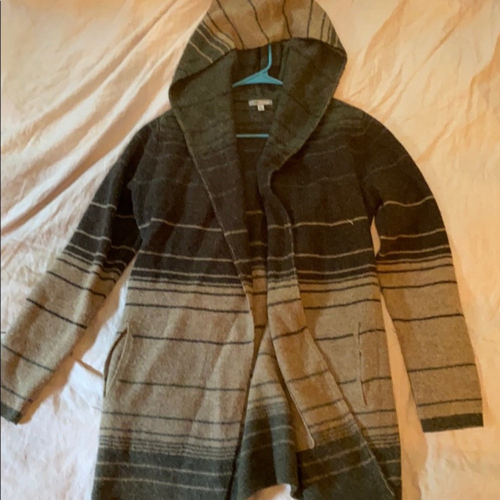 Hooded sweater